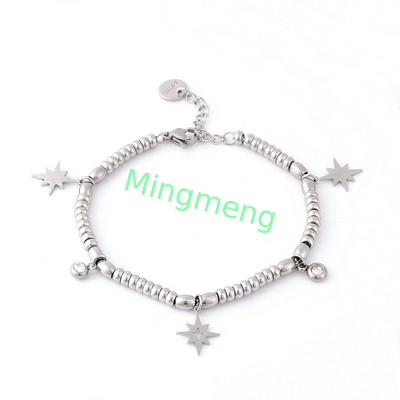 Bracelet de femme en acier inoxydable avec une niche et un tempérament à la mode