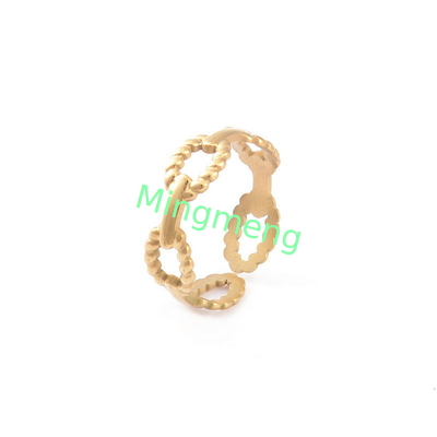 Une bague simple, à la mode, polyvalente et personnalisée avec une bague d'ouverture en titane et acier réglable en or