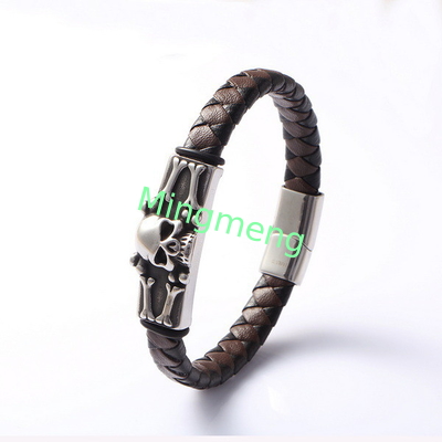 Crâne de squelette Brun Noir cuir Personnalité créative Casting en acier inoxydable Bracelet en cuir à la mode Crâne punk européen et américain Mode accessoires de vêtements à la mode