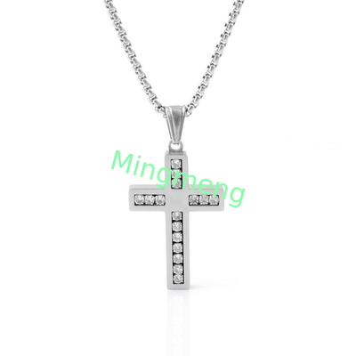 Collier de croix en diamant de haute qualité, de luxe léger, long collier pour homme.