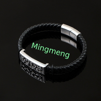 Exprimez votre individualité avec notre bracelet à crâne en acier inoxydable résistant à la corrosion et fort