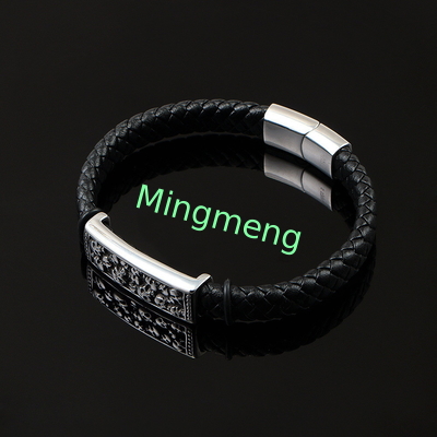 Exprimez votre individualité avec notre bracelet à crâne en acier inoxydable résistant à la corrosion et fort
