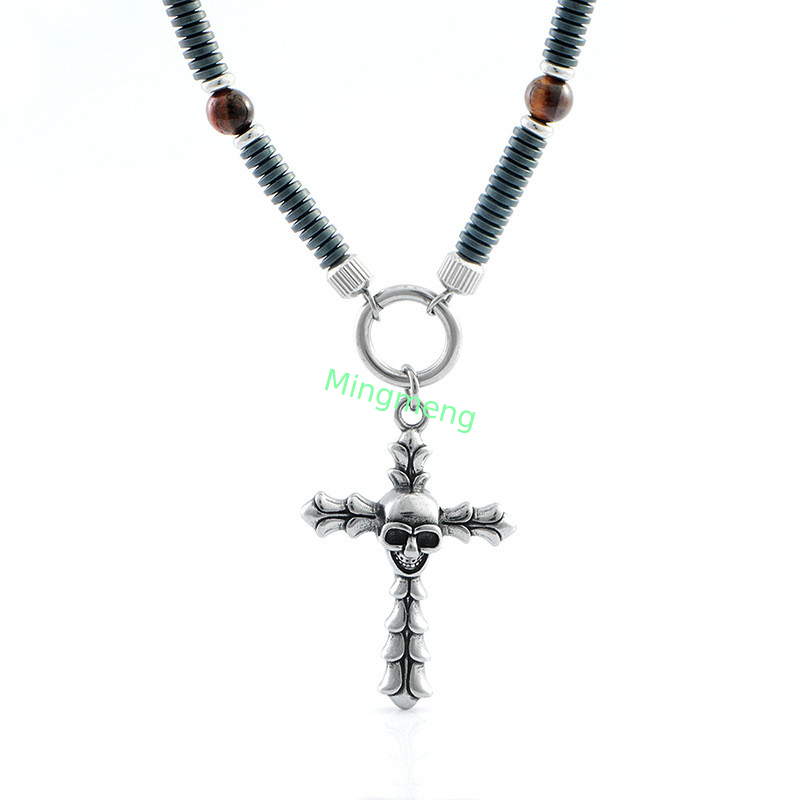 Pendentif croix de crâne en acier inoxydable rétro hip-hop, collier de petit ami à la mode