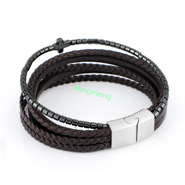 Nouveau bracelet en cuir d'homme en acier inoxydable, bracelet polyvalent personnalisé à la mode européen et américain